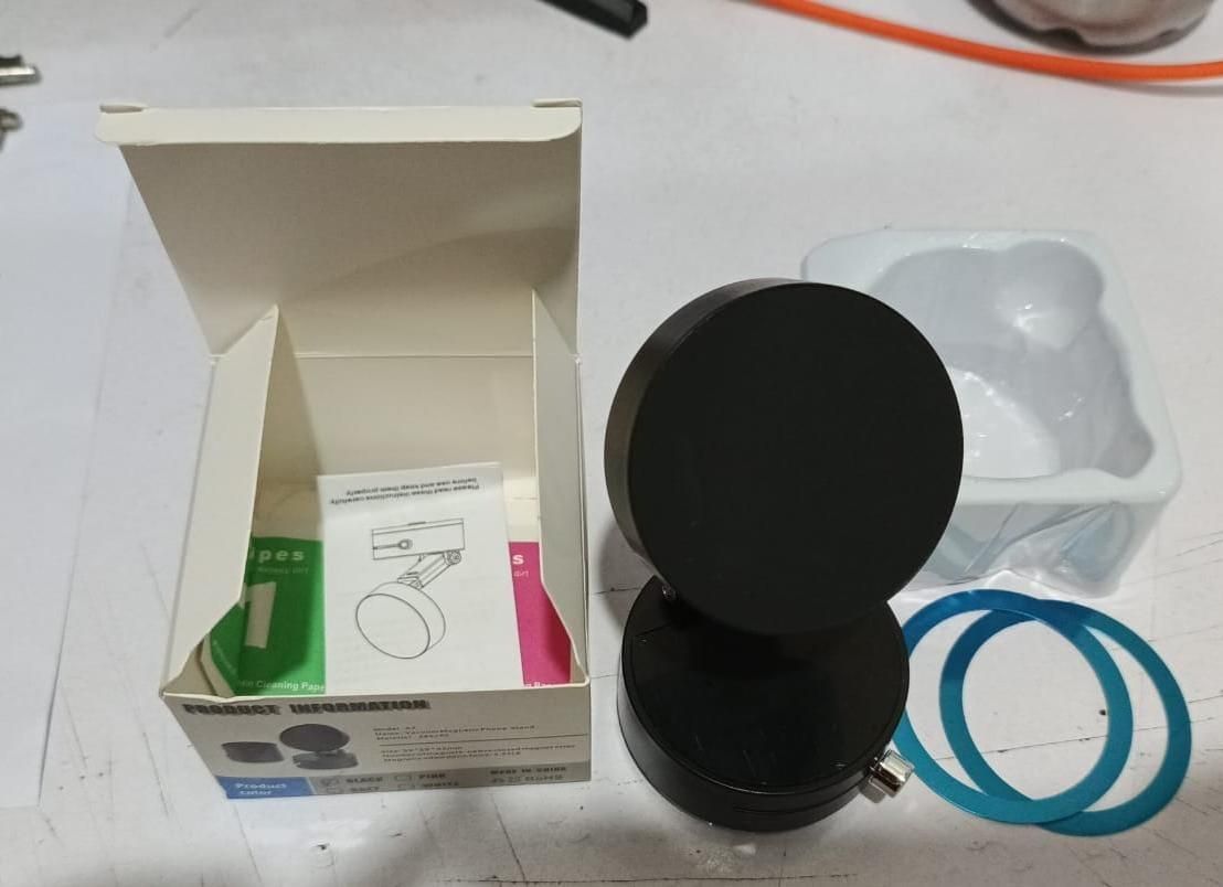 Vacuum Magnetic Suction Phone Holder | Foldable & Rotatable